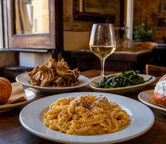 Cosa mangiare a Roma: piatti tipici e specialità da provare Cosa mangiare a Roma: piatti tipici e specialità da provare